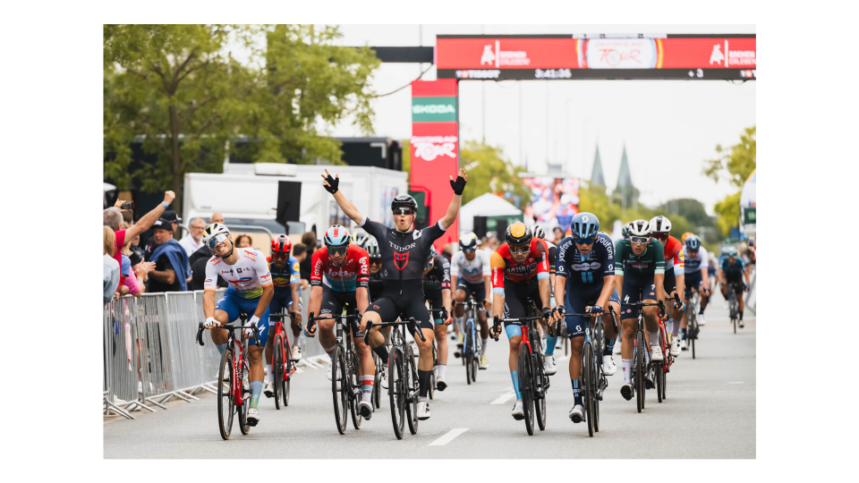 Finishphoto of Arvid de Kleijn winning Deutschland Tour Stage 4.