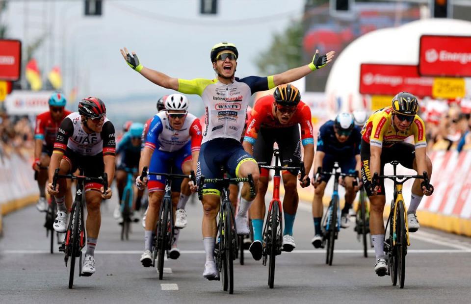 Finishphoto of Gerben Thijssen winning Tour de Pologne Stage 2.