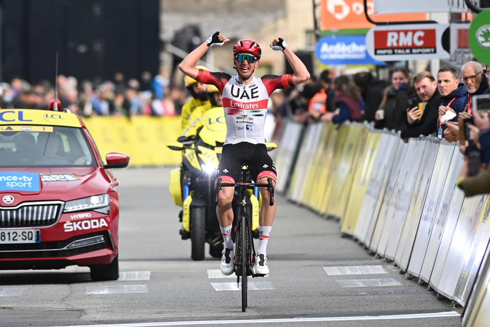 Finishphoto of Brandon McNulty winning Paris - Nice Stage 5.