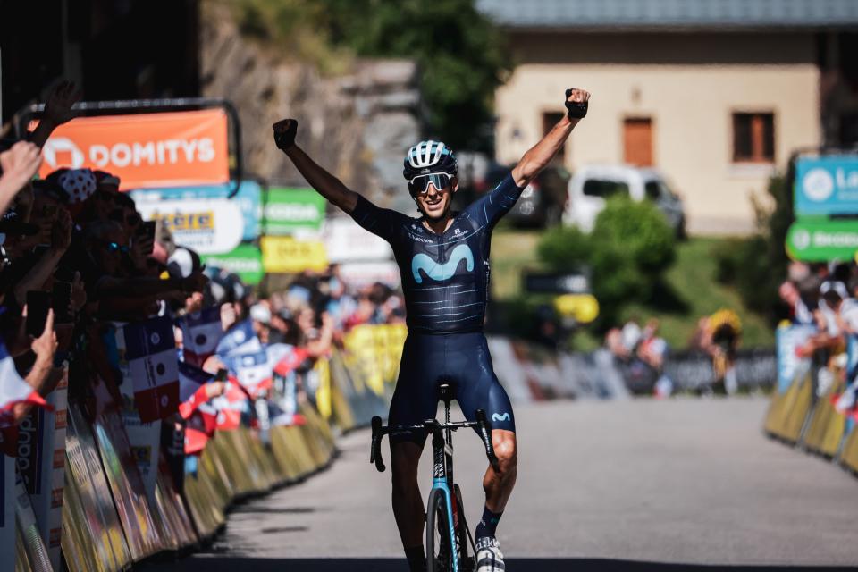 Finishphoto of Carlos Verona winning Critérium du Dauphiné Stage 7.