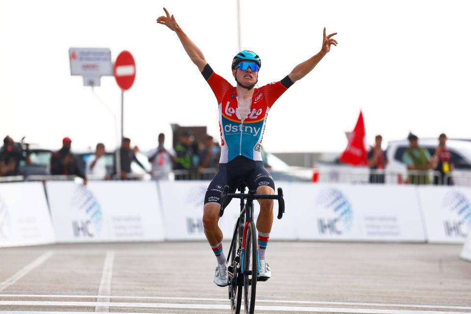 Finishphoto of Lennert Van Eetvelt winning UAE Tour Stage 7.