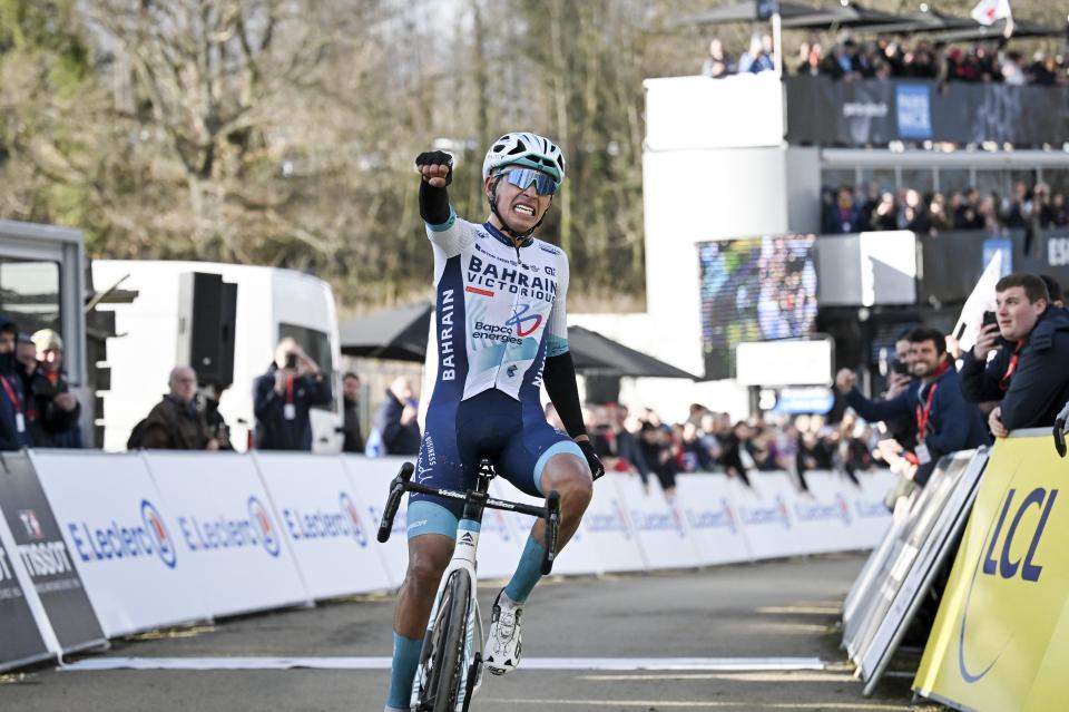 Finishphoto of Santiago Buitrago winning Paris - Nice Stage 4.