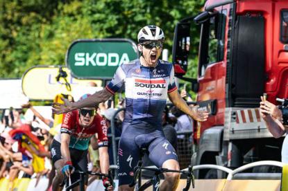 Finishphoto of Kasper Asgreen winning Tour de France Stage 18.