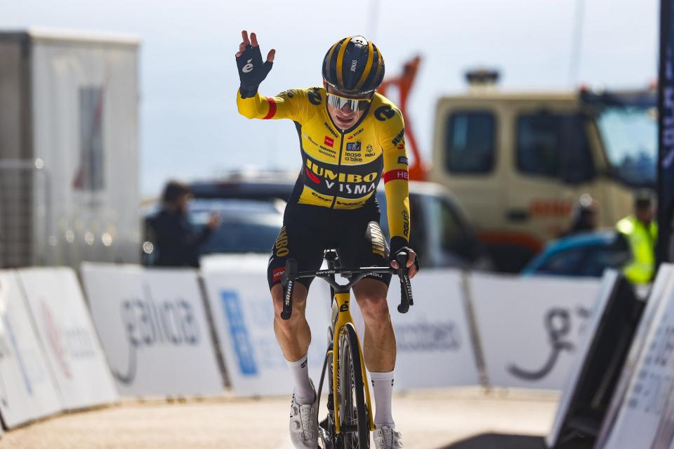 Finishphoto of Jonas Vingegaard winning O Gran Camiño Stage 2.