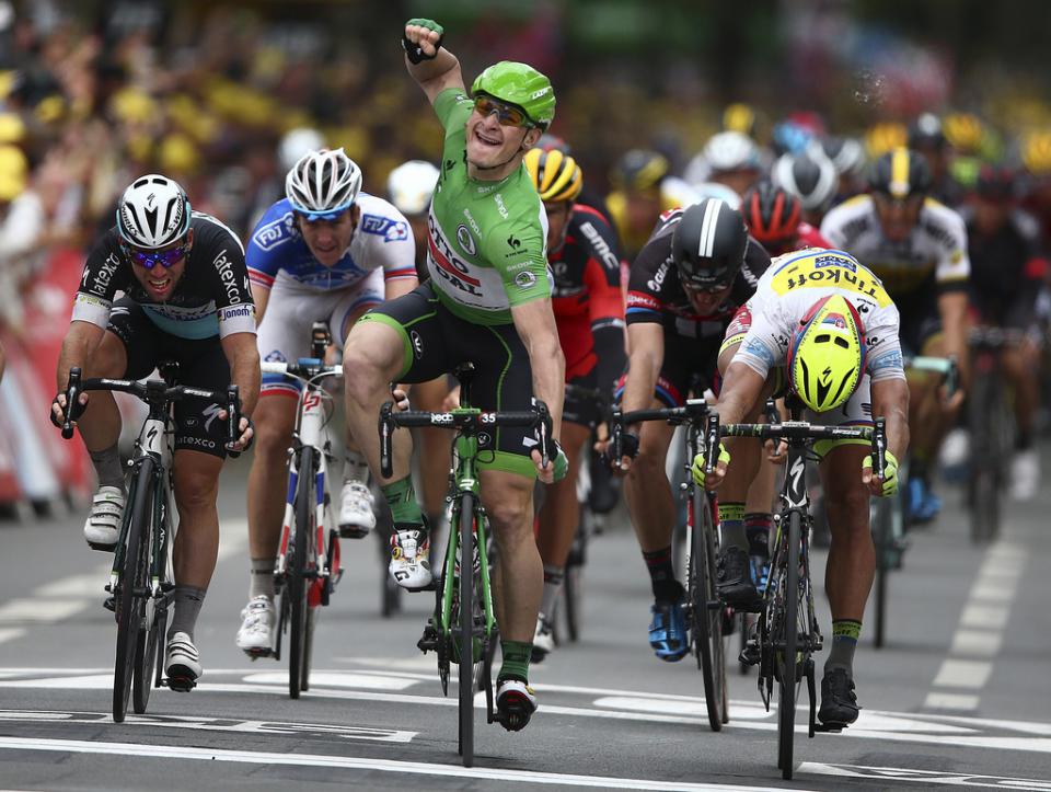 Finishphoto of André Greipel winning Tour de France Stage 5.