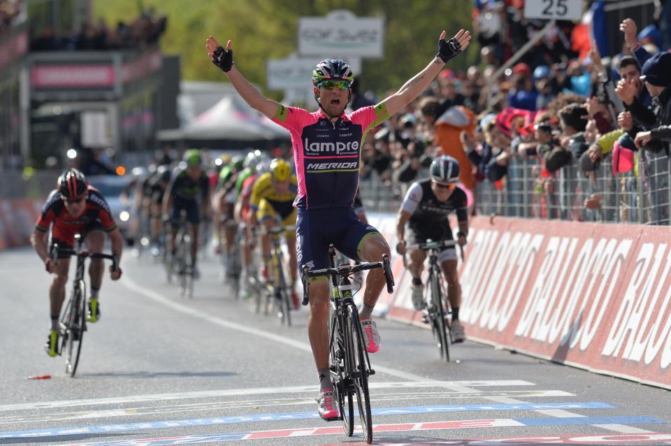 Finishphoto of Diego Ulissi winning Giro d'Italia Stage 5.