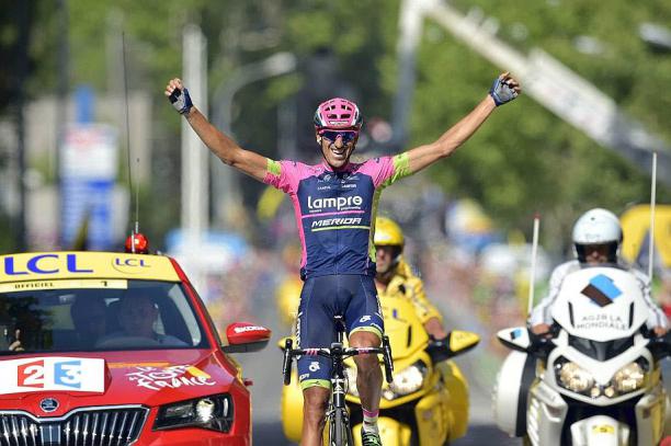 Finishphoto of Rubén Plaza winning Tour de France Stage 16.
