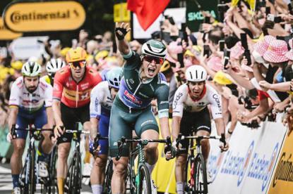 Finishphoto of Jasper Philipsen winning Tour de France Stage 11.
