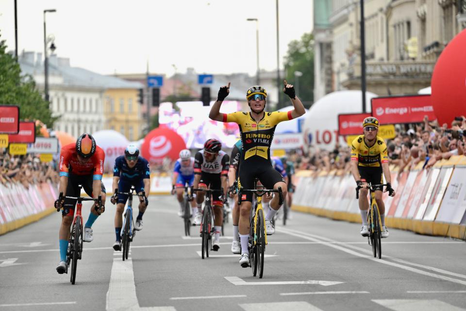 Finishphoto of Olav Kooij winning Tour de Pologne Stage 1.