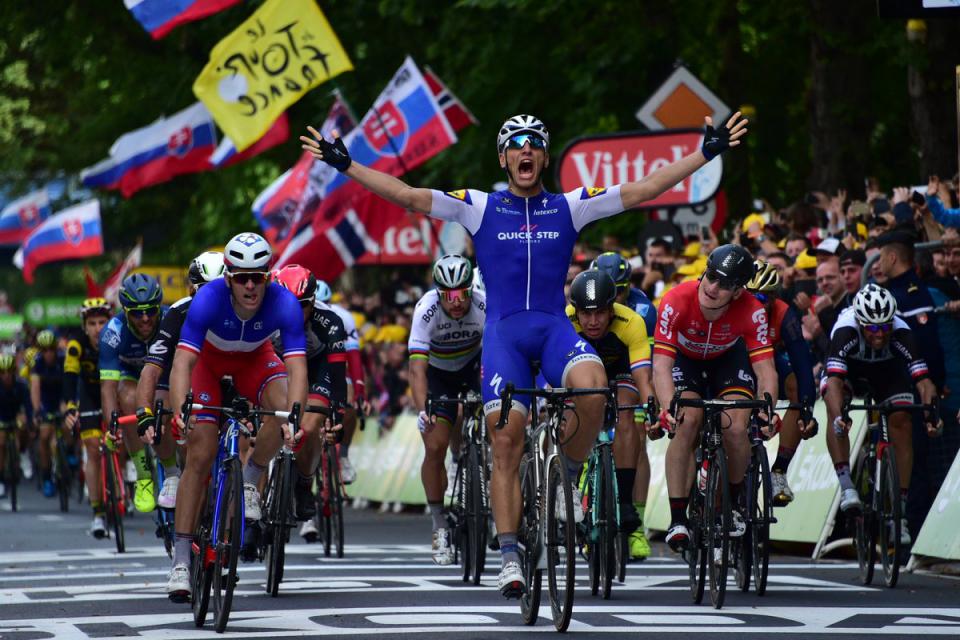 Finishphoto of Marcel Kittel winning Tour de France Stage 2.