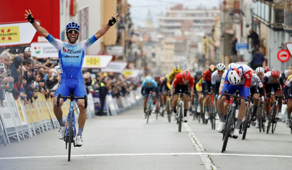 Finishphoto of Michael Matthews winning Volta Ciclista a Catalunya Stage 1.