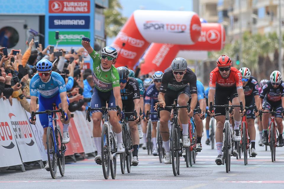 Finishphoto of Jasper Philipsen winning Presidential Cycling Tour of Türkiye Stage 3.