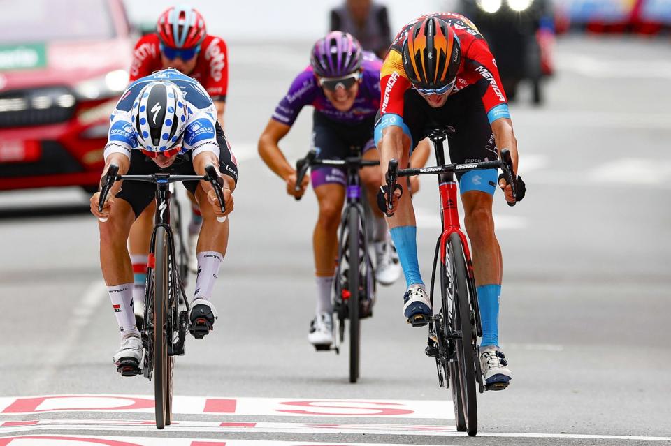 Finishphoto of Wout Poels winning La Vuelta Ciclista a España Stage 20.