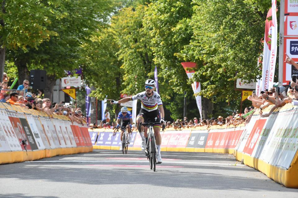 Finishphoto of Julian Alaphilippe winning Ethias-Tour de Wallonie Stage 1.