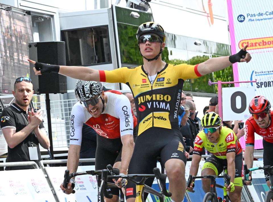 Finishphoto of Olav Kooij winning 4 Jours de Dunkerque / Grand Prix des Hauts de France Stage 1.