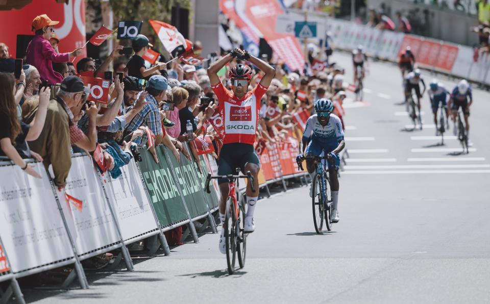 Finishphoto of Jhonatan Narváez winning Int. Österreich-Rundfahrt - Tour of Austria Stage 3.
