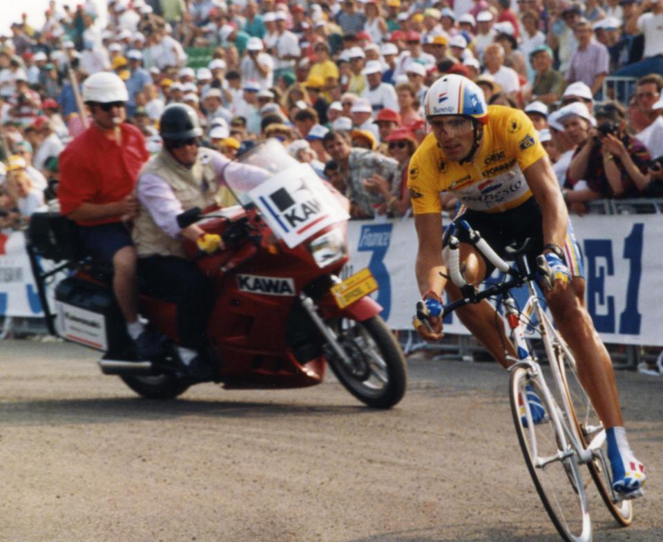 Finishphoto of Miguel Indurain winning Tour de France Prologue.