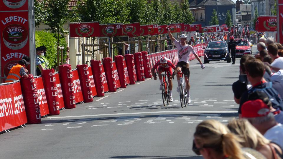 Finishphoto of Dorian Godon winning Paris-Camembert .