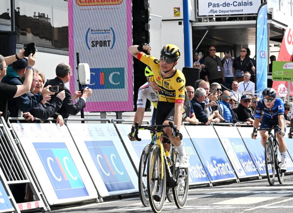 Finishphoto of Olav Kooij winning 4 Jours de Dunkerque / Grand Prix des Hauts de France Stage 4.