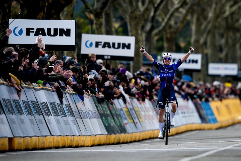 Finishphoto of Romain Grégoire winning Faun-Ardèche Classic .
