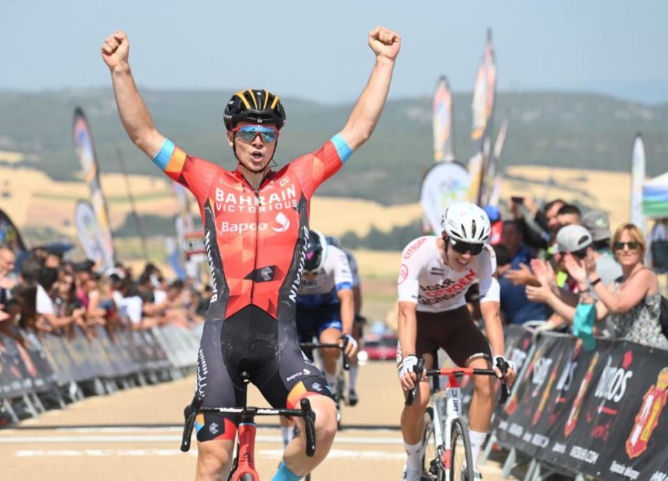 Finishphoto of Matevž Govekar winning Vuelta a Burgos Stage 4.