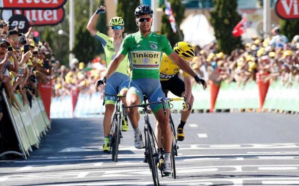 Finishphoto of Peter Sagan winning Tour de France Stage 11.
