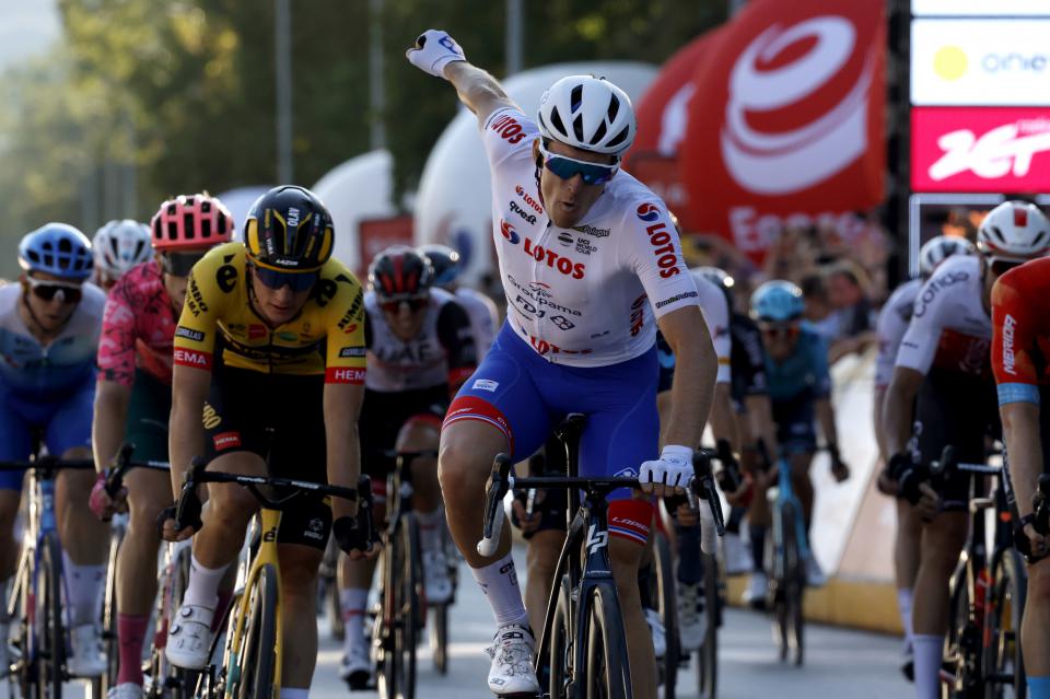 Finishphoto of Arnaud Démare winning Tour de Pologne Stage 7.