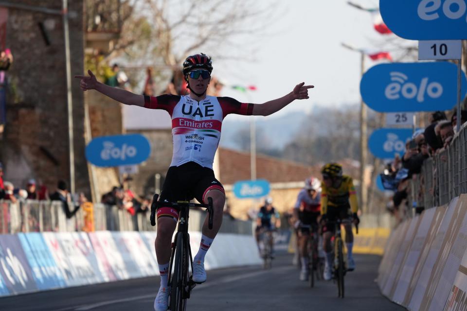 Finishphoto of Tadej Pogačar winning Tirreno-Adriatico Stage 4.