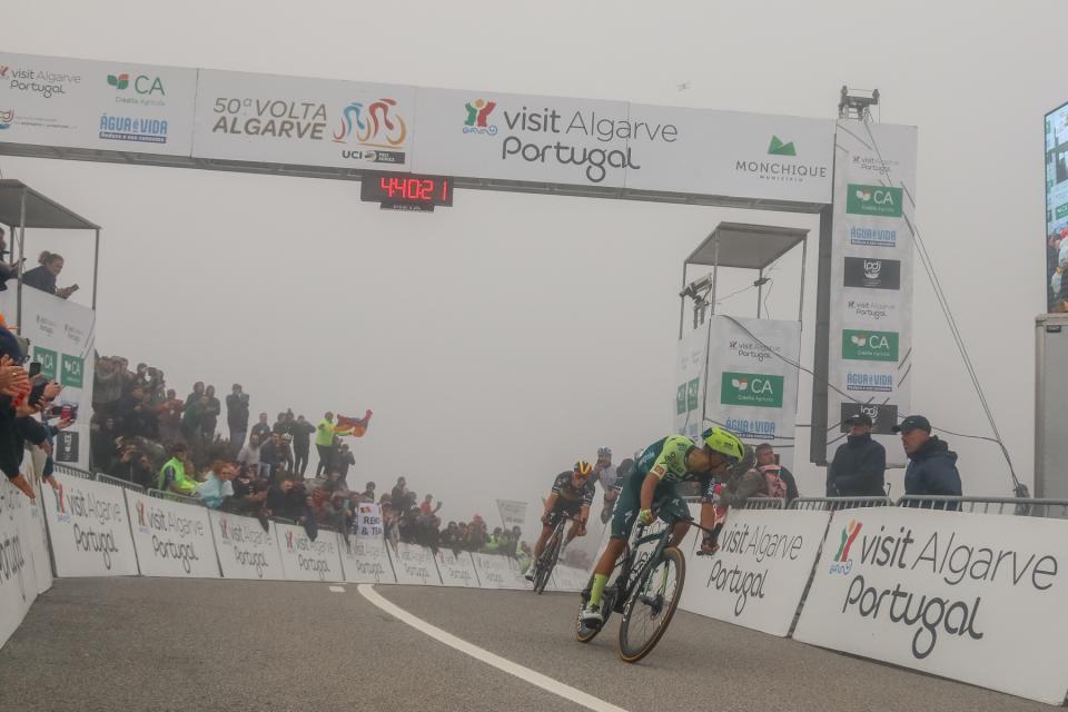 Finishphoto of Daniel Felipe Martínez winning Volta ao Algarve em Bicicleta Stage 2.
