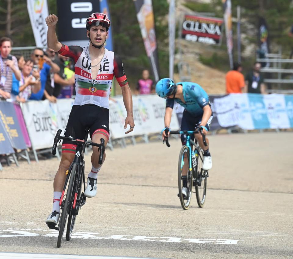 Finishphoto of João Almeida winning Vuelta a Burgos Stage 5.
