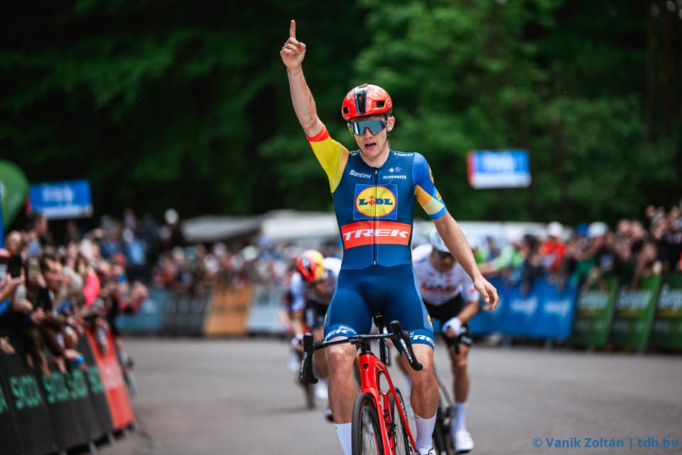 Finishphoto of Thibau Nys winning Tour de Hongrie Stage 3.