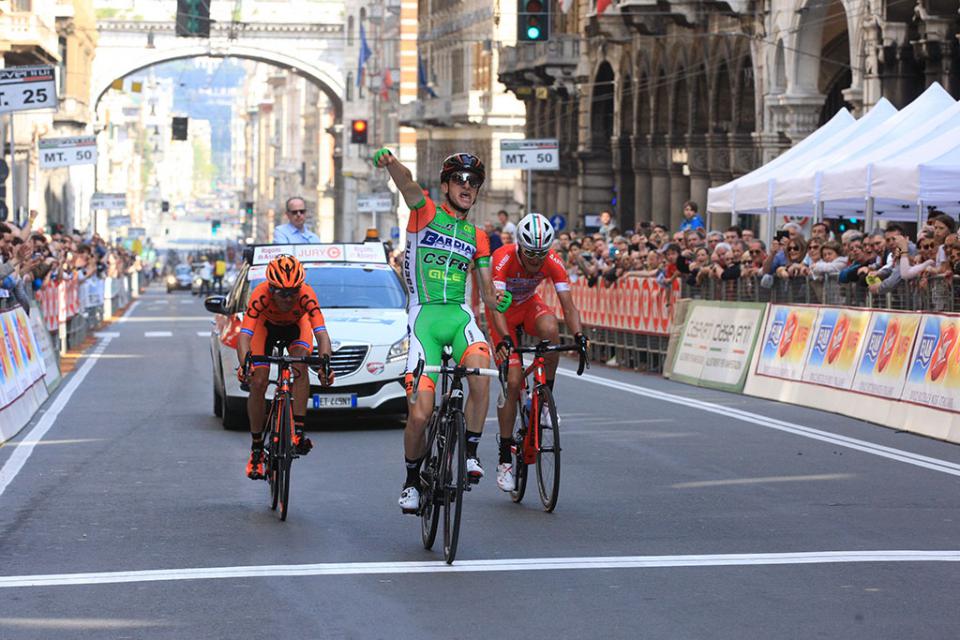 Finishphoto of Giulio Ciccone winning Giro dell'Appennino .