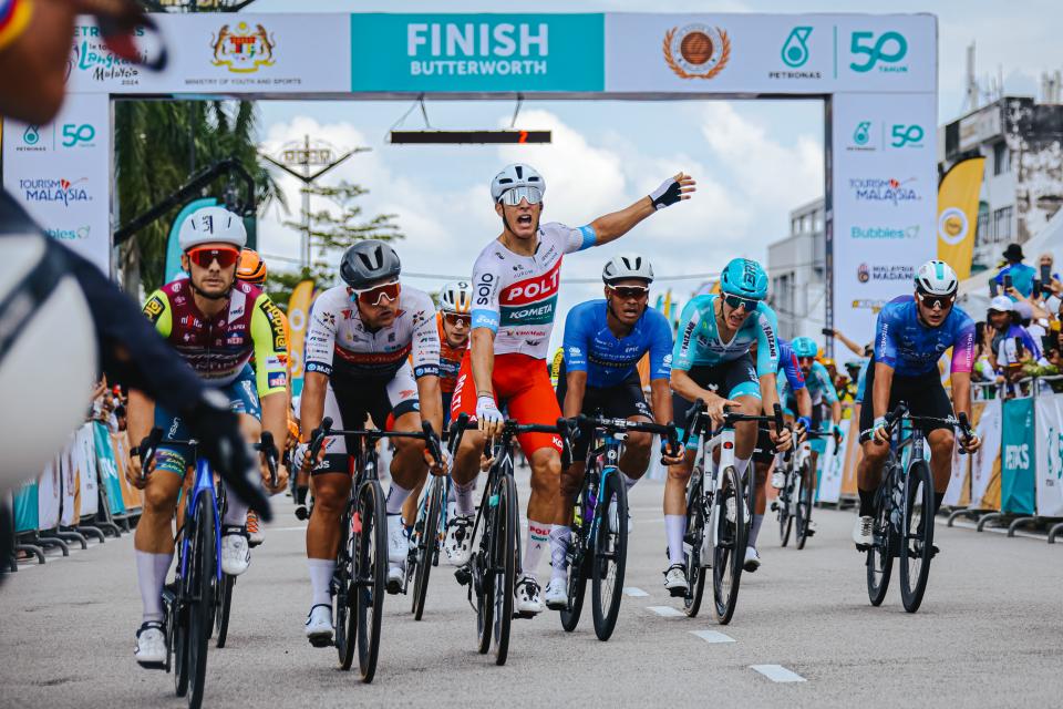 Finishphoto of Matteo Malucelli winning PETRONAS Le Tour de Langkawi Stage 2.
