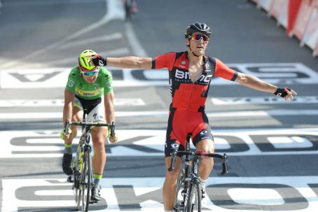 Finishphoto of Greg Van Avermaet winning Tour de France Stage 13.