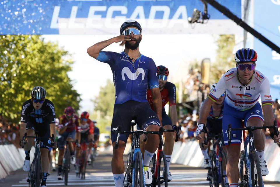 Finishphoto of Fernando Gaviria winning Vuelta a San Juan Internacional Stage 4.