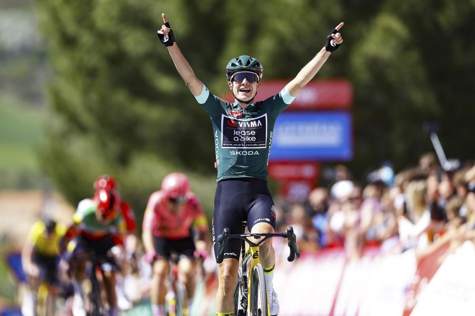 Finishphoto of Marianne Vos winning Vuelta España Femenina by Carrefour.es Stage 7.